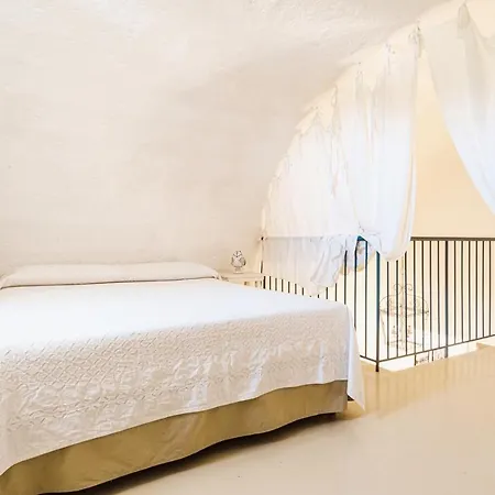 Masseria Torre Abate Risi 3*